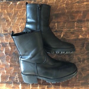 Santana Canada women’s moto boots, size 36 (US6)